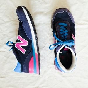 New Balance 515 Classic size 8 womens Pink Blue